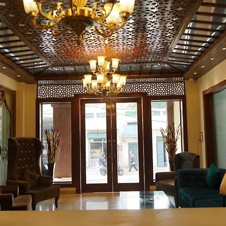 ג'לנדהר Hotel Sukh Mehal מראה חיצוני תמונה