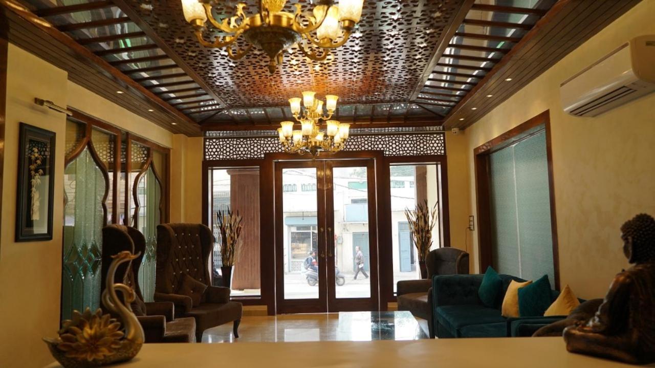 ג'לנדהר Hotel Sukh Mehal מראה חיצוני תמונה