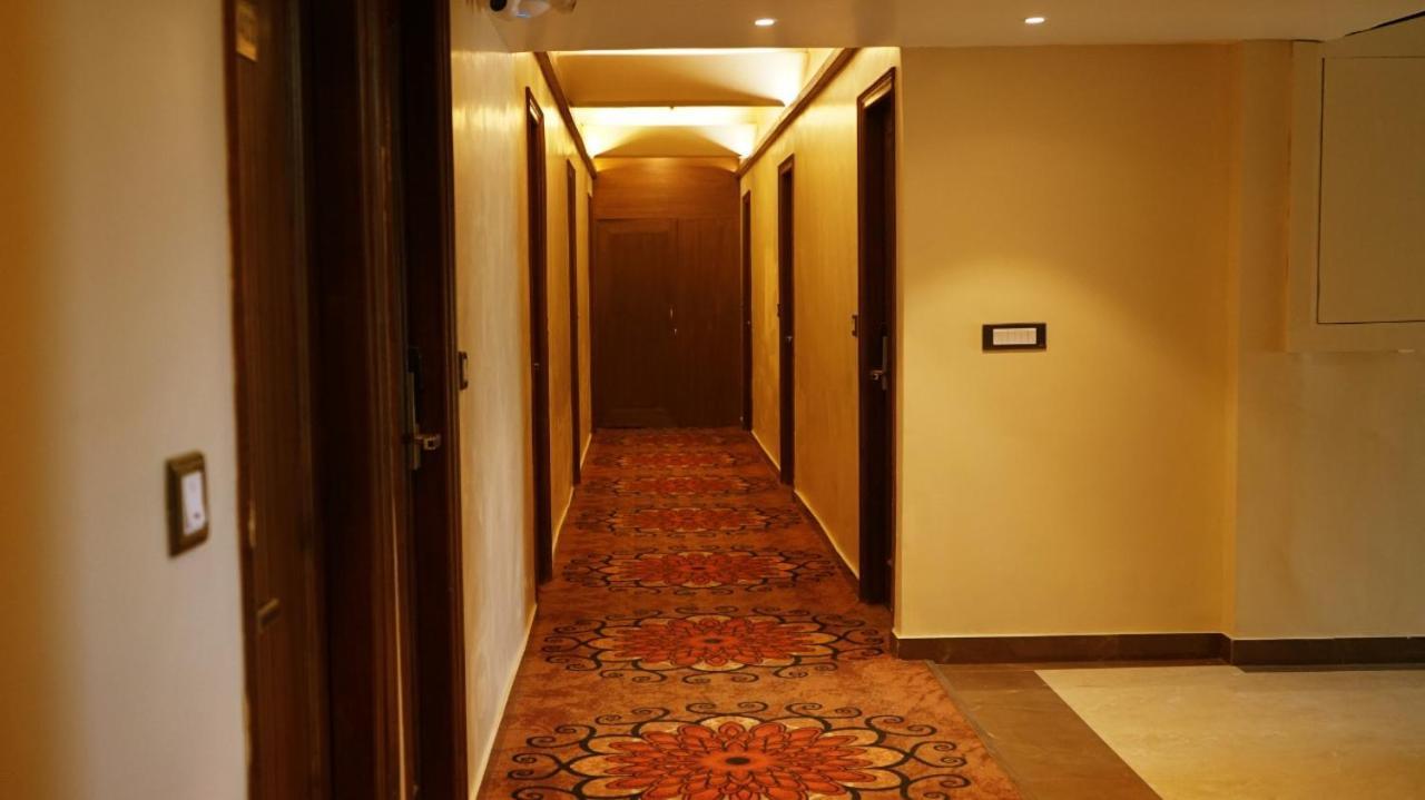 ג'לנדהר Hotel Sukh Mehal מראה חיצוני תמונה